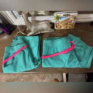 Figs surgical green Kade scrubs